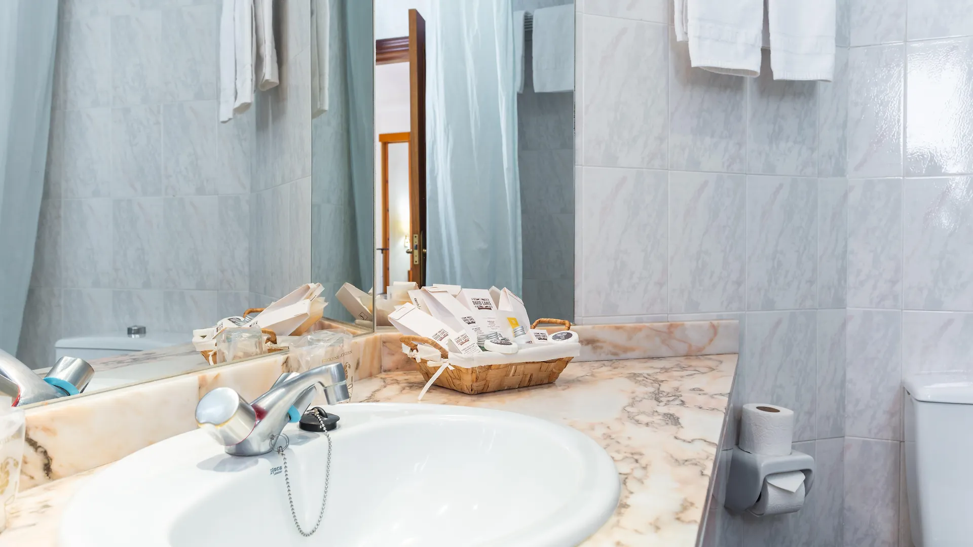 Hotel Abades Loja