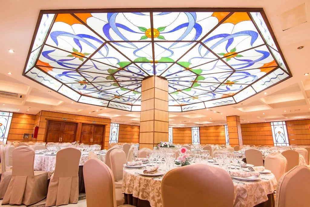 ***  Hotel Abades Loja Spanien